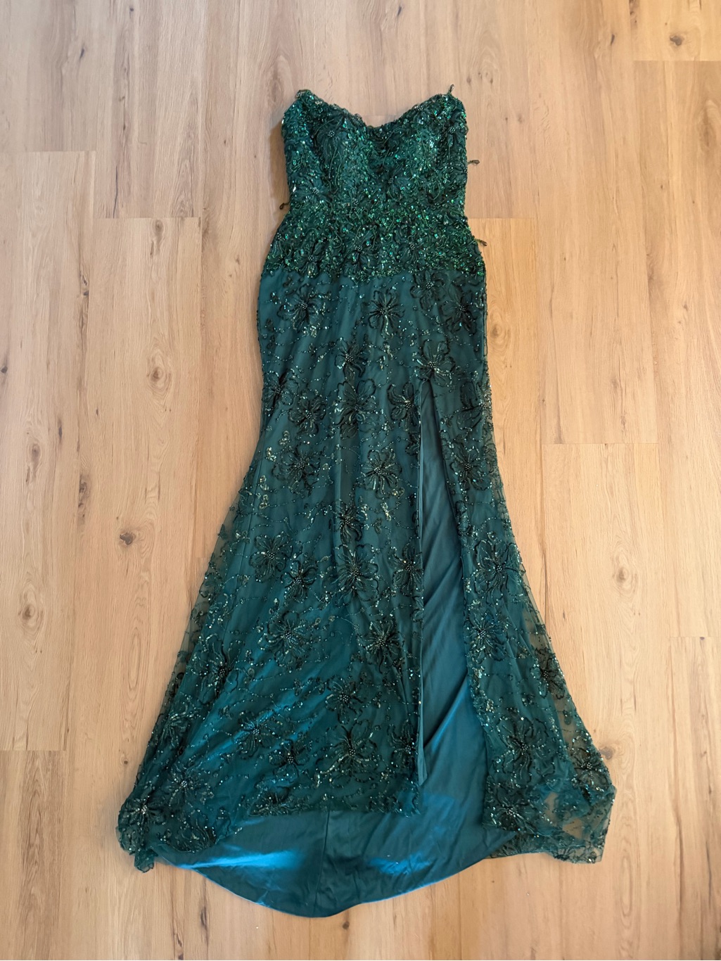 Emerald Green Custom-Made Ballbella Sequin Gown — image 3 of 8